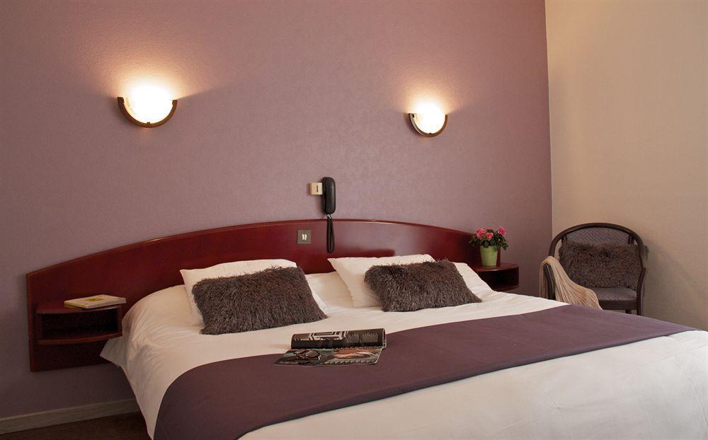 Hotel Le Ty-Lann Saint-Avé Zewnętrze zdjęcie