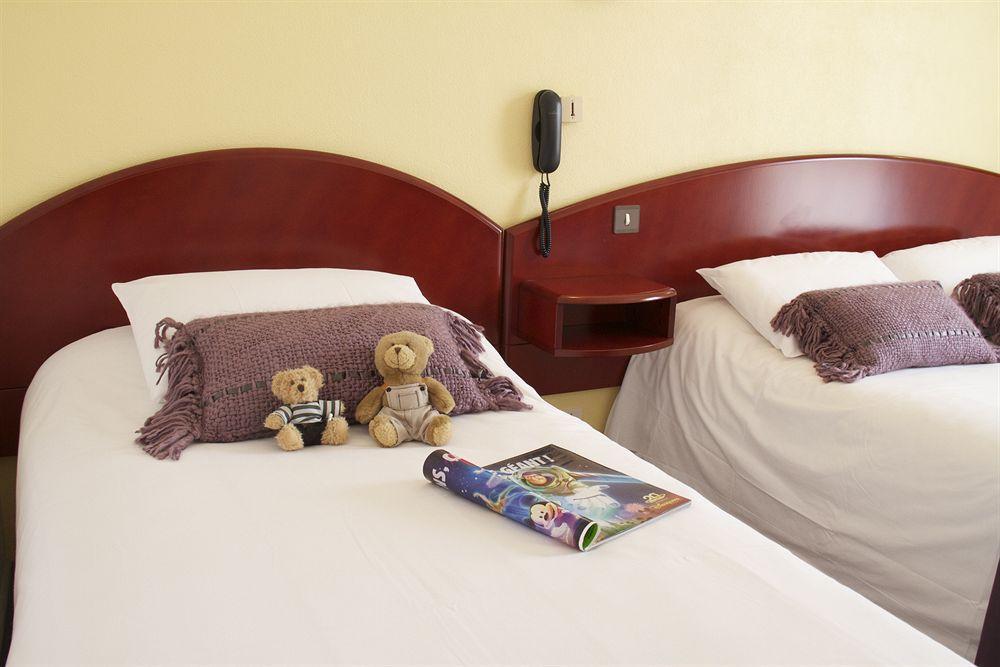 Hotel Le Ty-Lann Saint-Avé Zewnętrze zdjęcie
